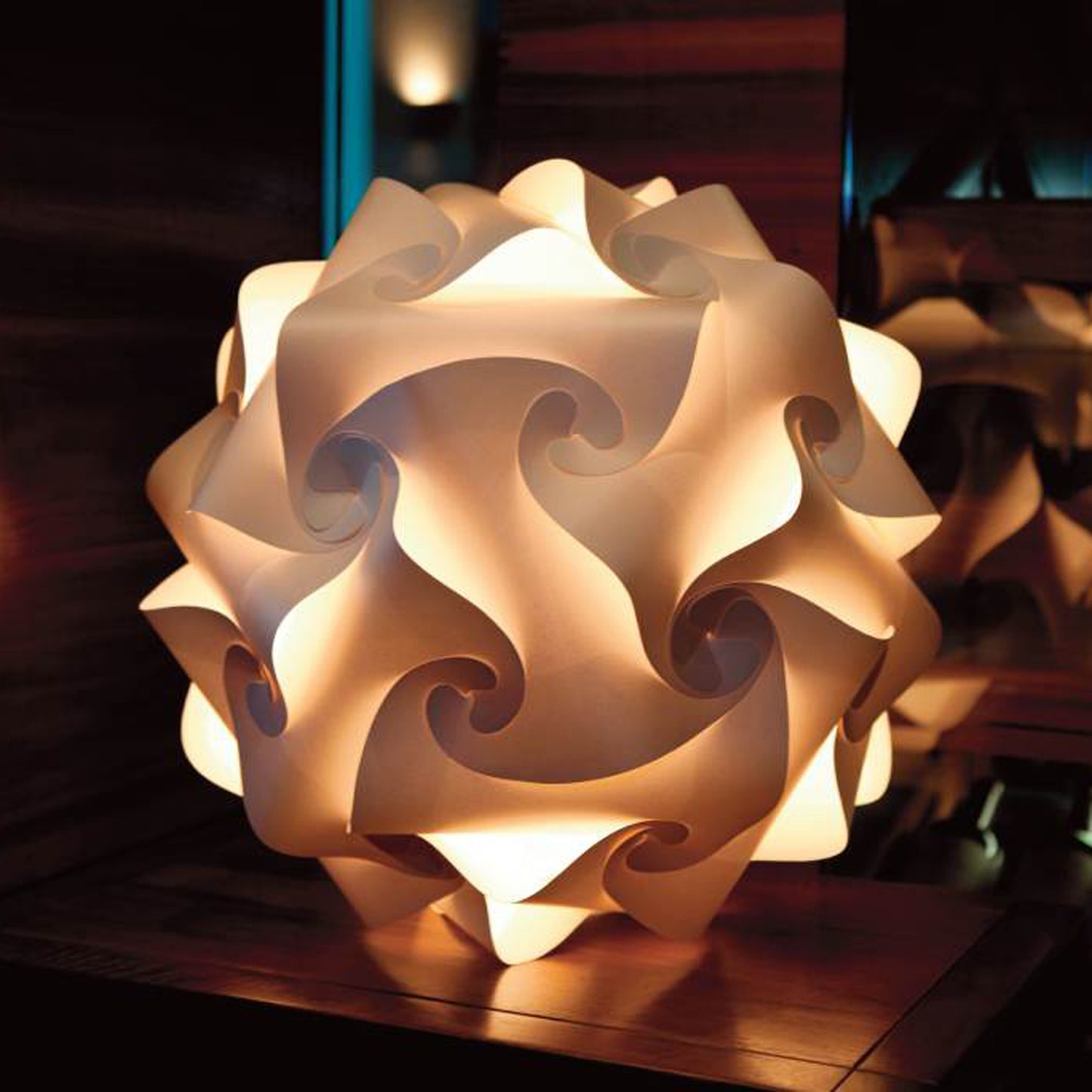 Lampenmanufaktur Oberkirch Design Kugelleuchte aus Papier - mittel 34 cm - blanco - das Original
