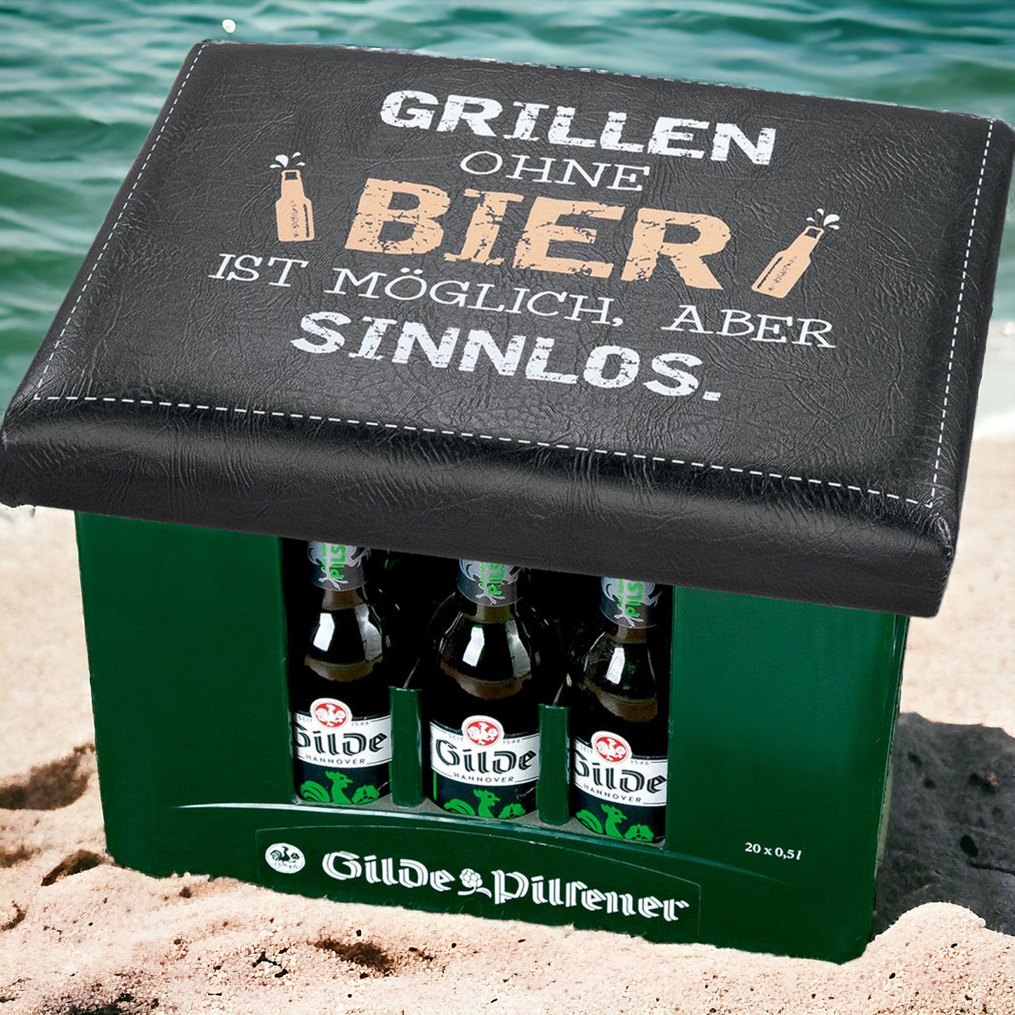 Bierkastensitz | Sitzauflage | Sitzpolster mir lustigem Spruch "Grillen ohne Bier ist sinnlos" 44 cm