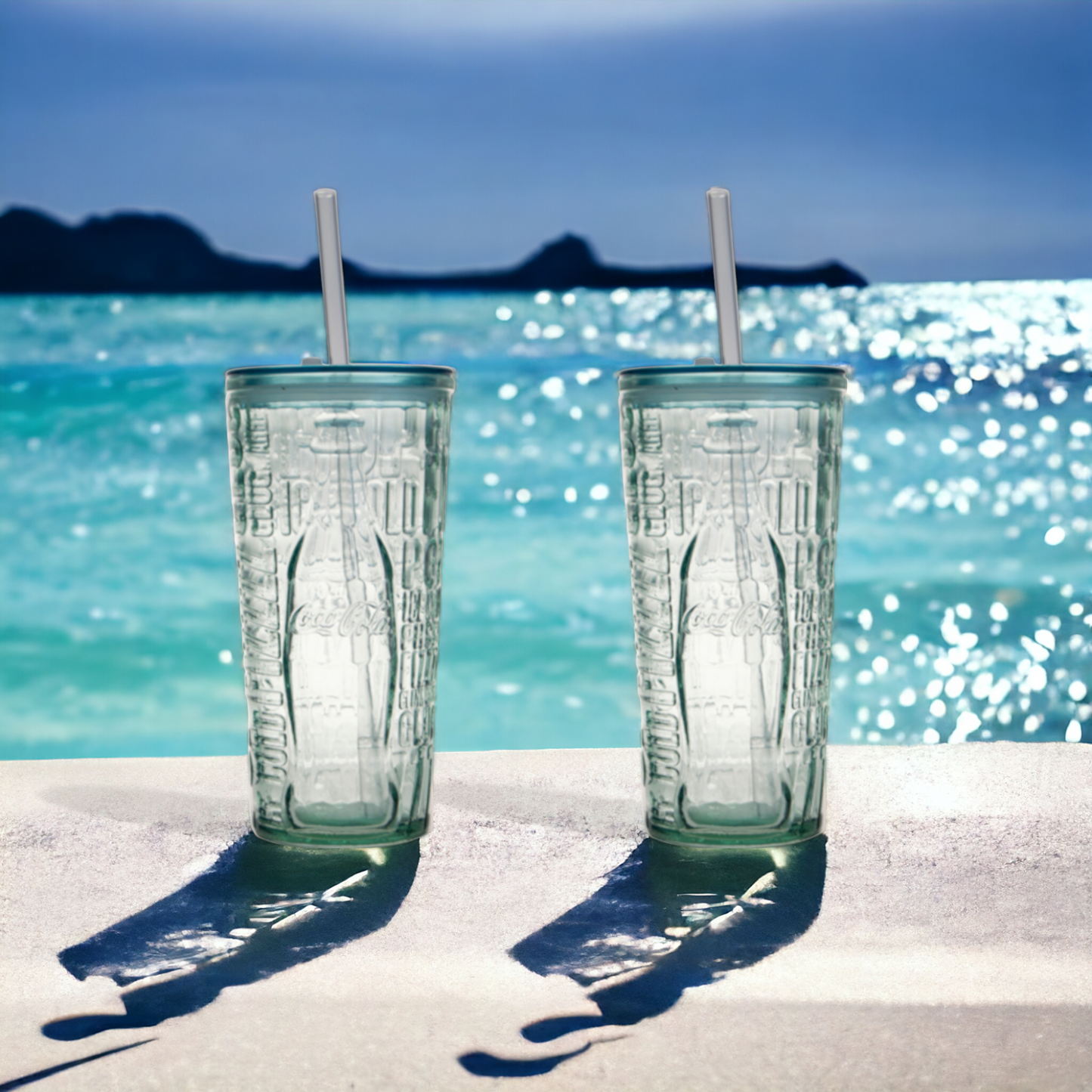 2er Set Coca Cola® Trinkglas "to go" №4 mit Strohhalm und Deckel, auslaufsicher - 500 ml