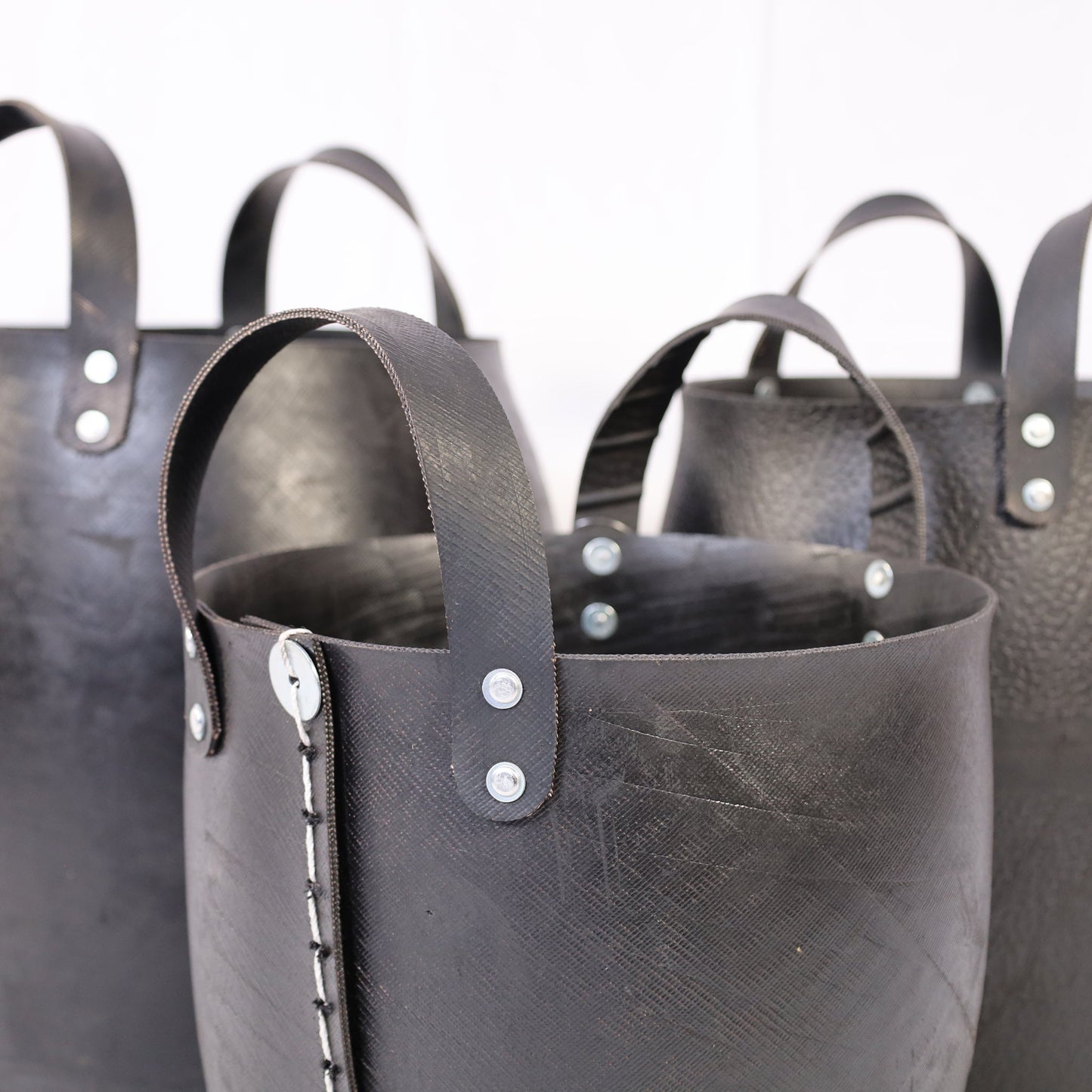 Korb Gummikorb aus recycelten Reifen für Brennholz, Übertopf - 42 cm - mittel