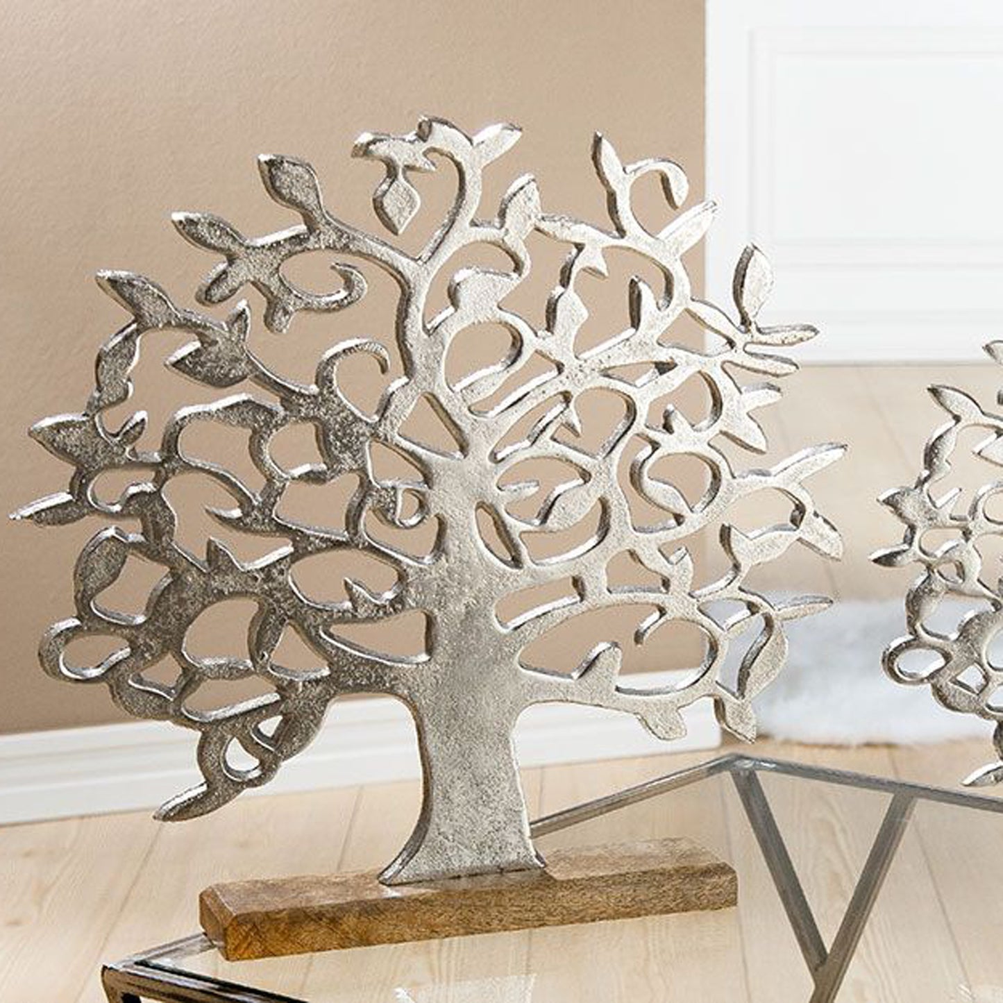 Lebensbaum aus Aluminium auf Holzständer 38 x 37 cm