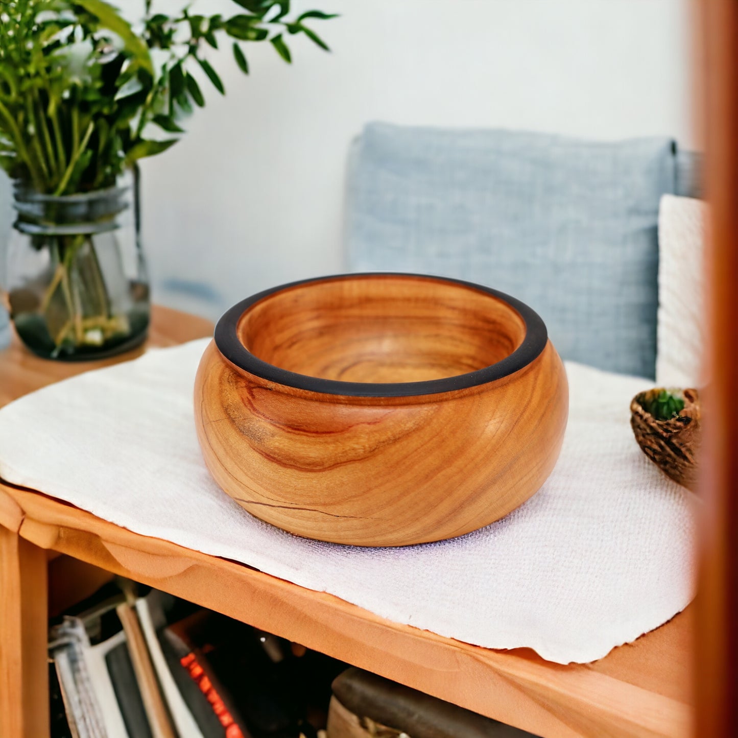 Schale "The Ring" aus Olivenholz - Handmade in Greece - Unikat - 15 cm