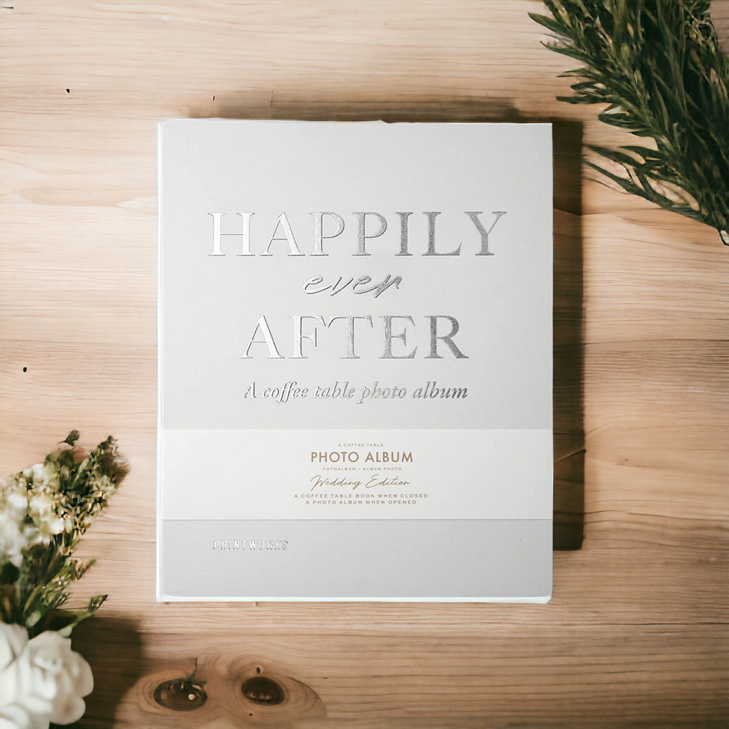 Fotoalbum - Fotobuch-Box "Happily Ever After" silber weiß, Ringbuch - 30 Seiten 26 x 31,5 cm