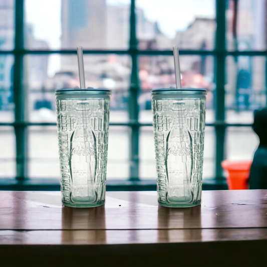 2er Set Coca Cola® Trinkglas "to go" №4 mit Strohhalm und Deckel, auslaufsicher - 500 ml