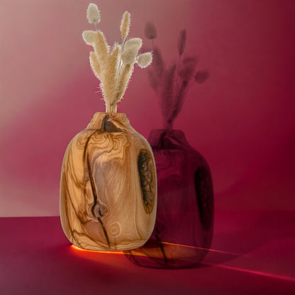 Designervase "Sfaira" aus Olivenholz aus Griechenland - Unikat - 12 x 14 cm